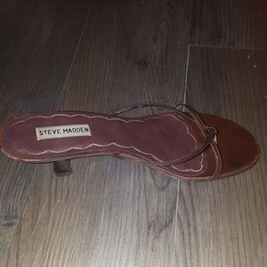 STEVE MADDEN Kitten Heel Sandals